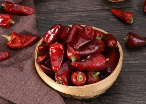 Califique una pimienta de cayena roja secada de Chili Pods Pungent Xinglong Dried